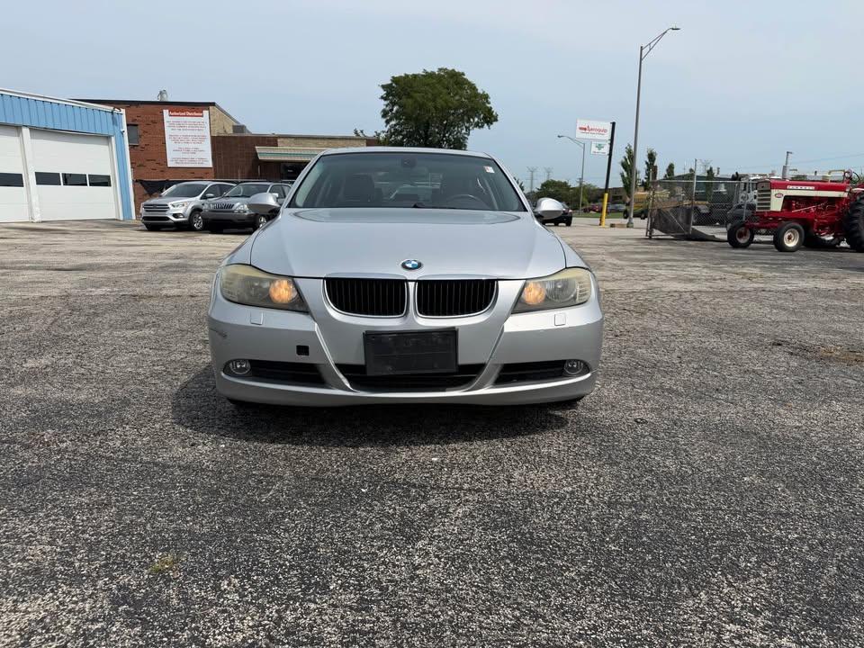 BMW 3-Series 330xi Sedan 2006