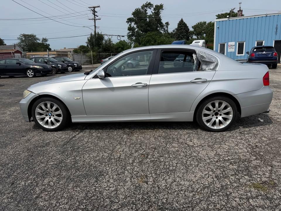 BMW 3-Series 330xi Sedan 2006