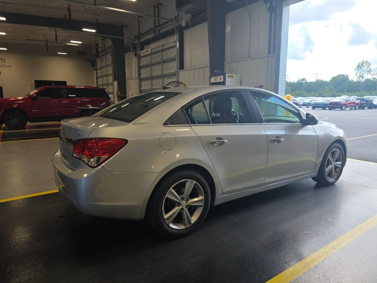Chevrolet Cruze 2LT Auto 2013