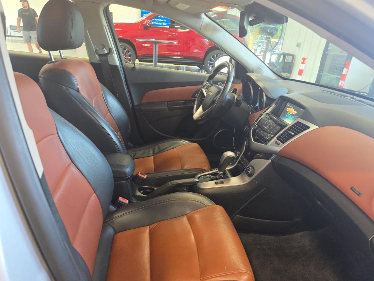 Chevrolet Cruze 2LT Auto 2013