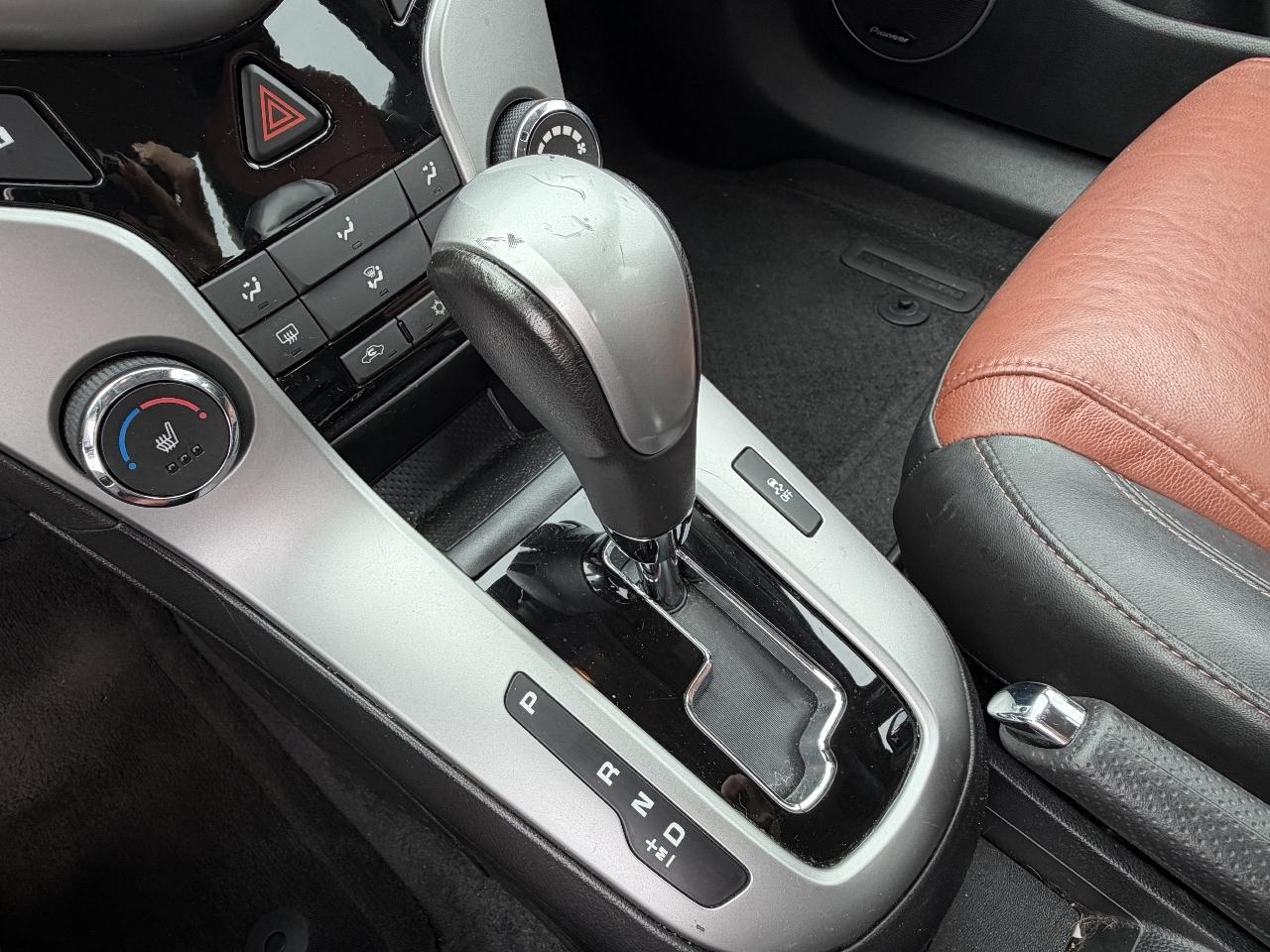Chevrolet Cruze 2LT Auto 2013