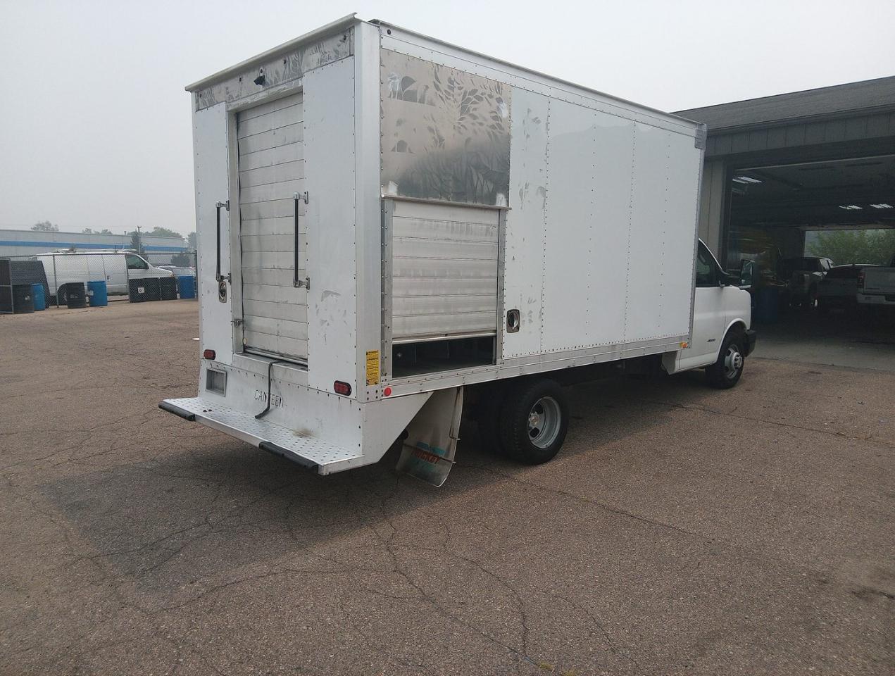 Chevrolet Express G4500 159" 2016
