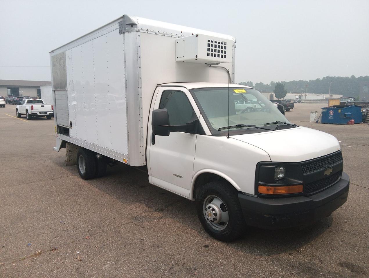 Chevrolet Express G4500 159" 2016