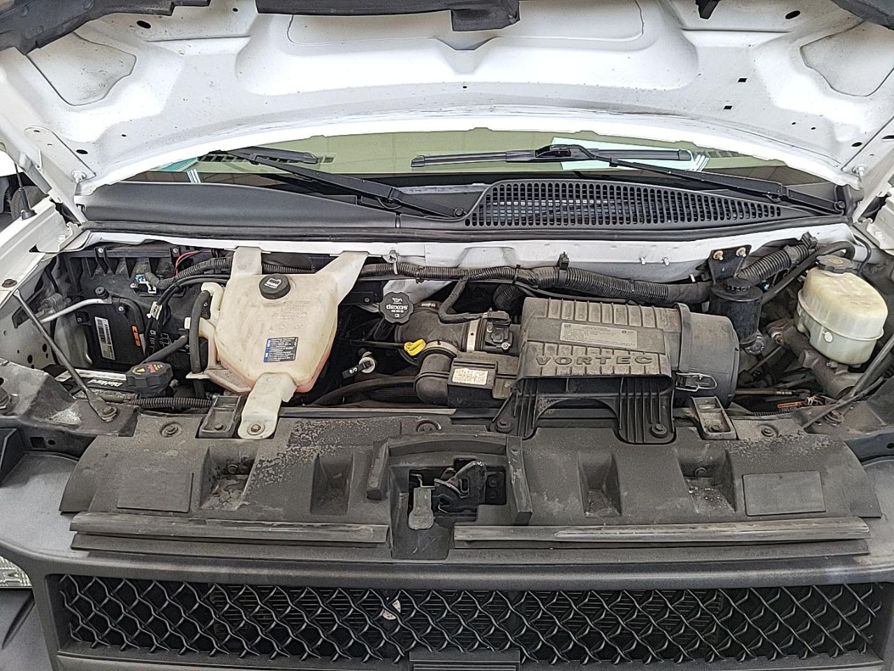 Chevrolet Express G4500 159" 2016