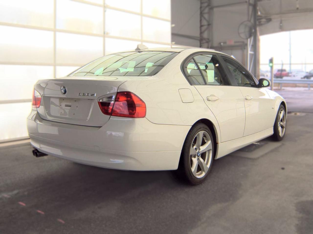 BMW 3-Series 328xi 2007