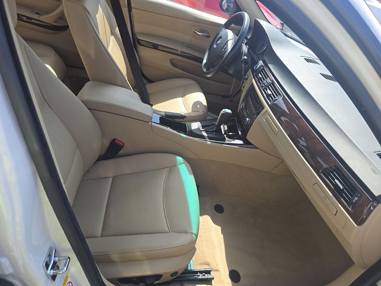 BMW 3-Series 328xi 2007