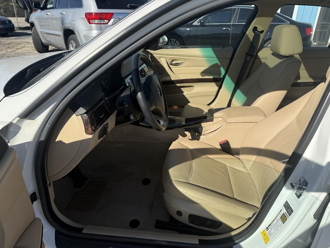 BMW 3-Series 328xi 2007