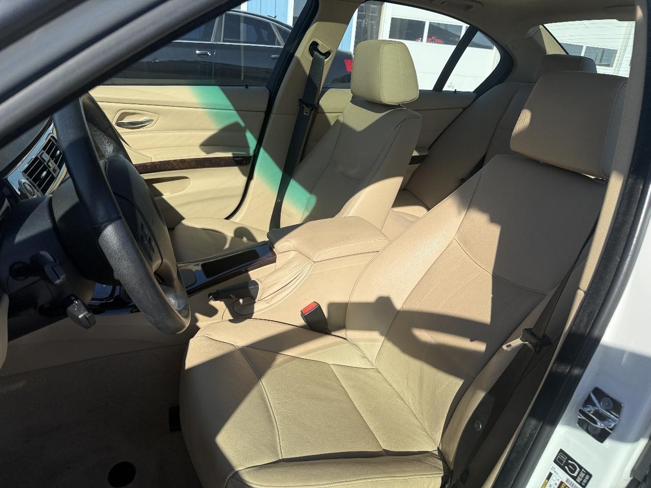 BMW 3-Series 328xi 2007