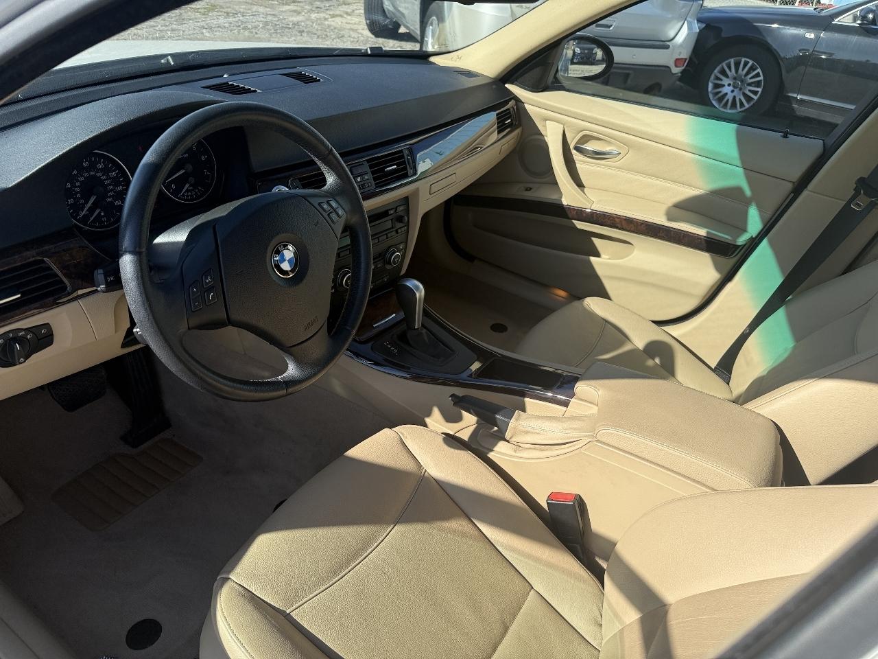 BMW 3-Series 328xi 2007