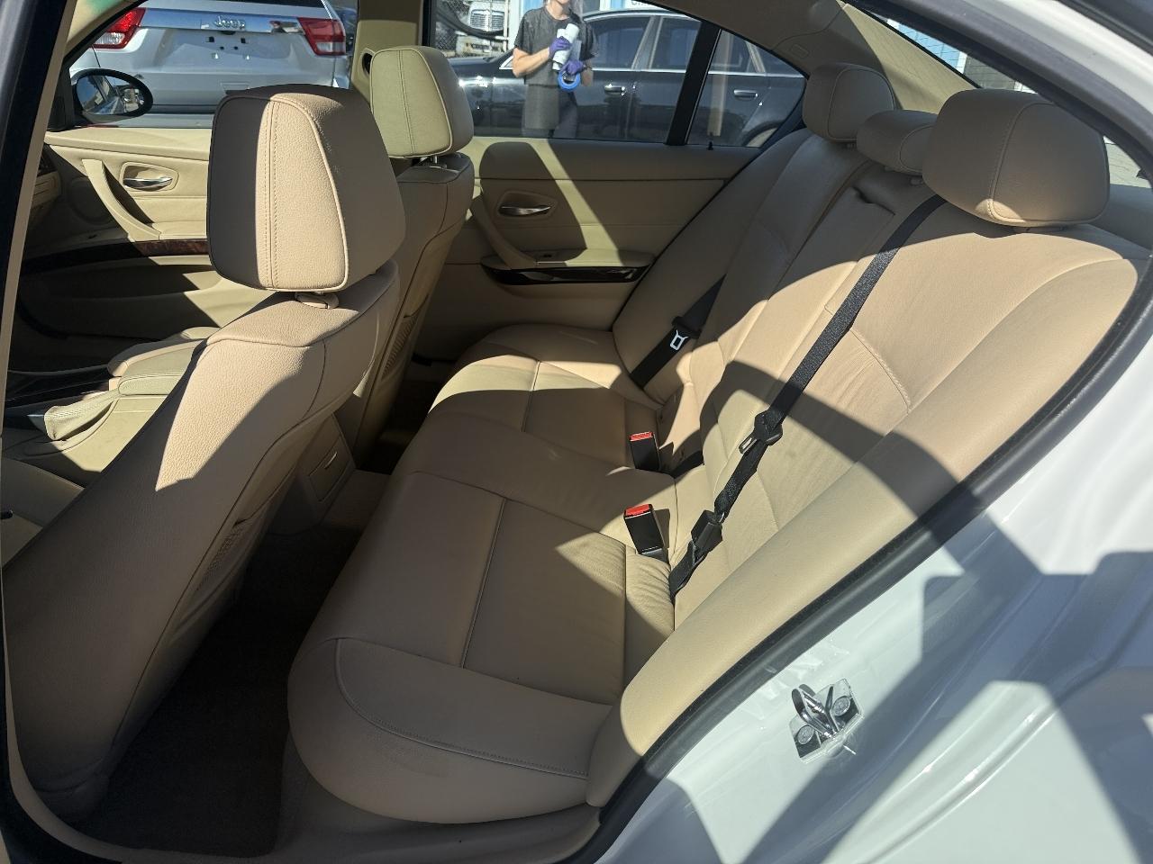 BMW 3-Series 328xi 2007