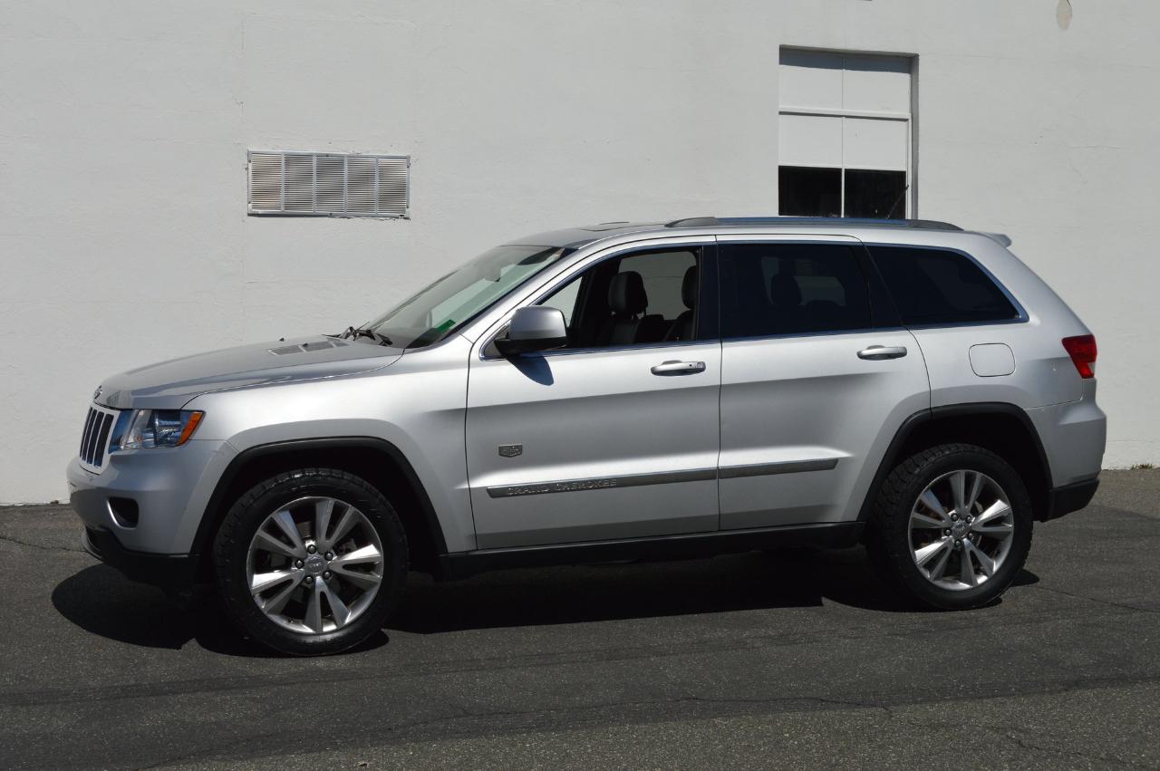 Jeep Grand Cherokee  2011