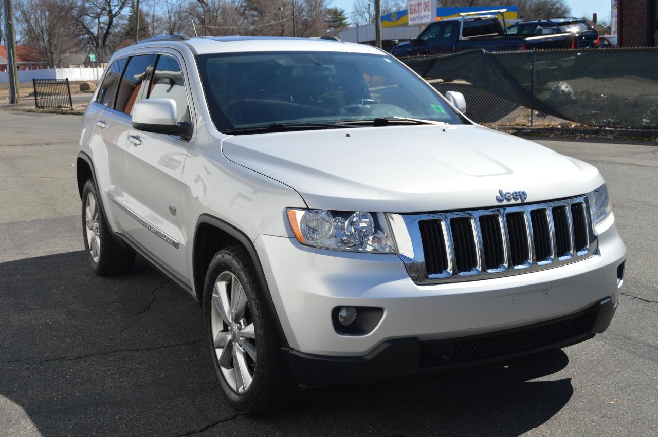 Jeep Grand Cherokee  2011
