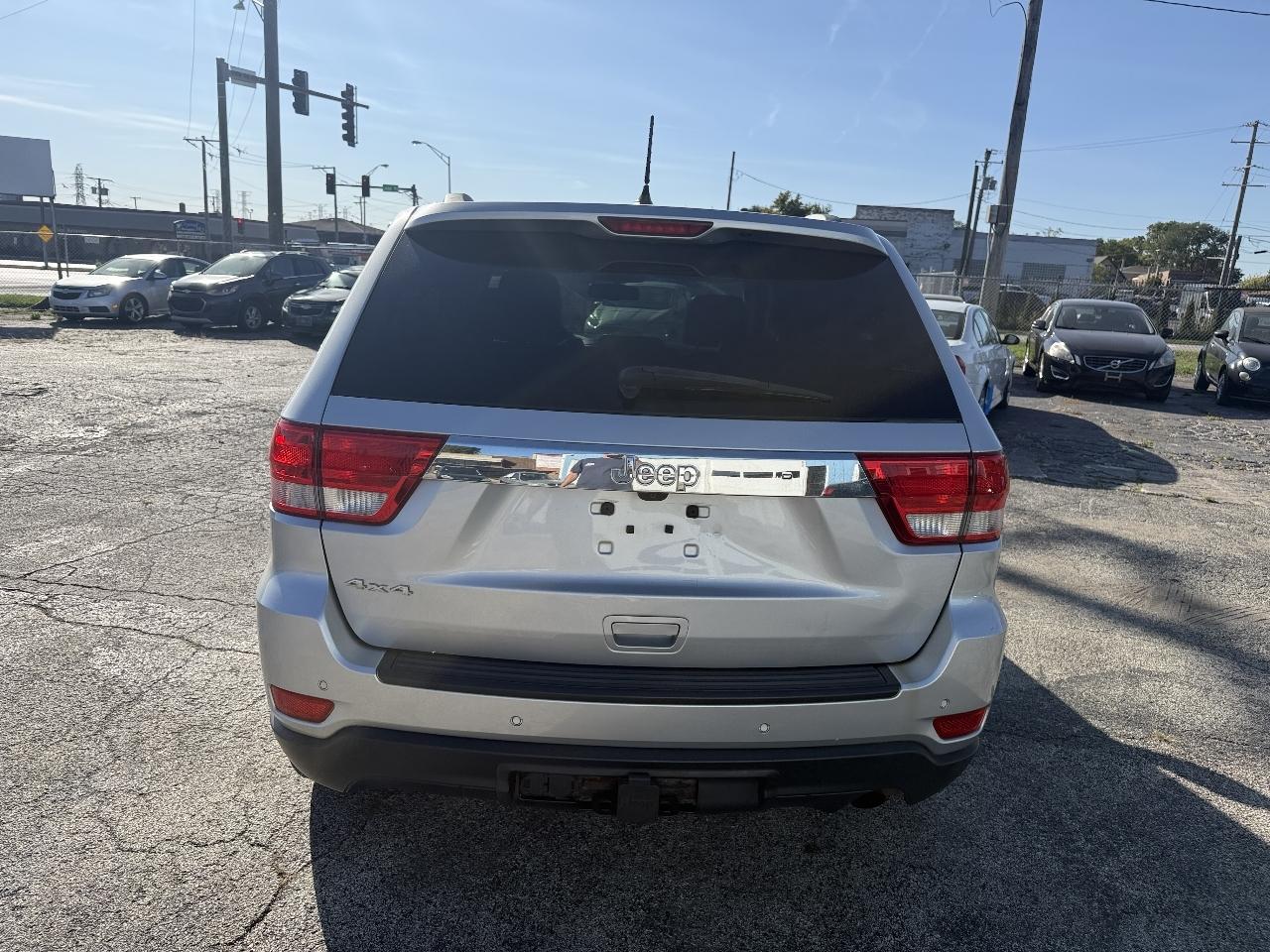 Jeep Grand Cherokee  2011