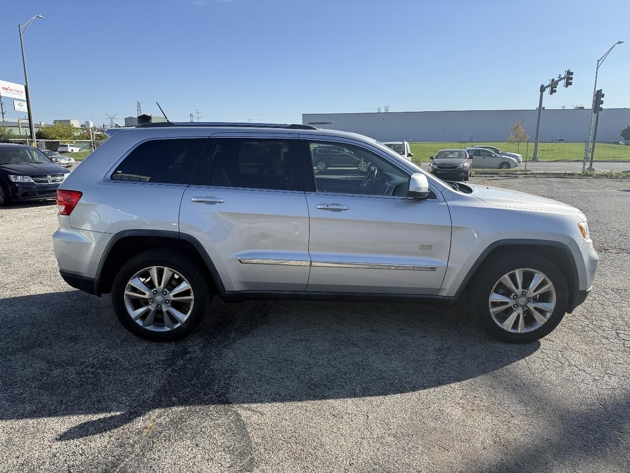 Jeep Grand Cherokee  2011