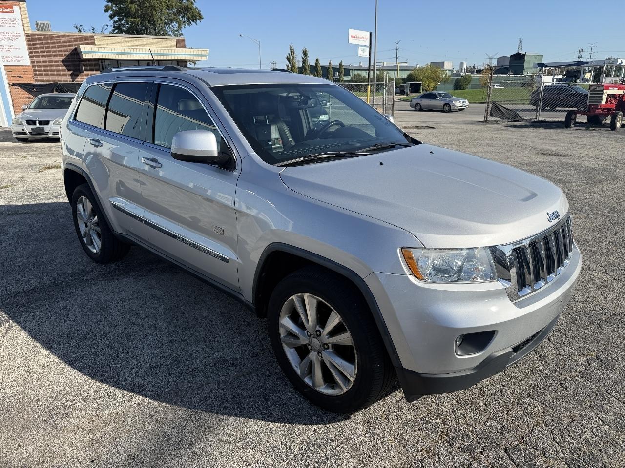 Jeep Grand Cherokee  2011