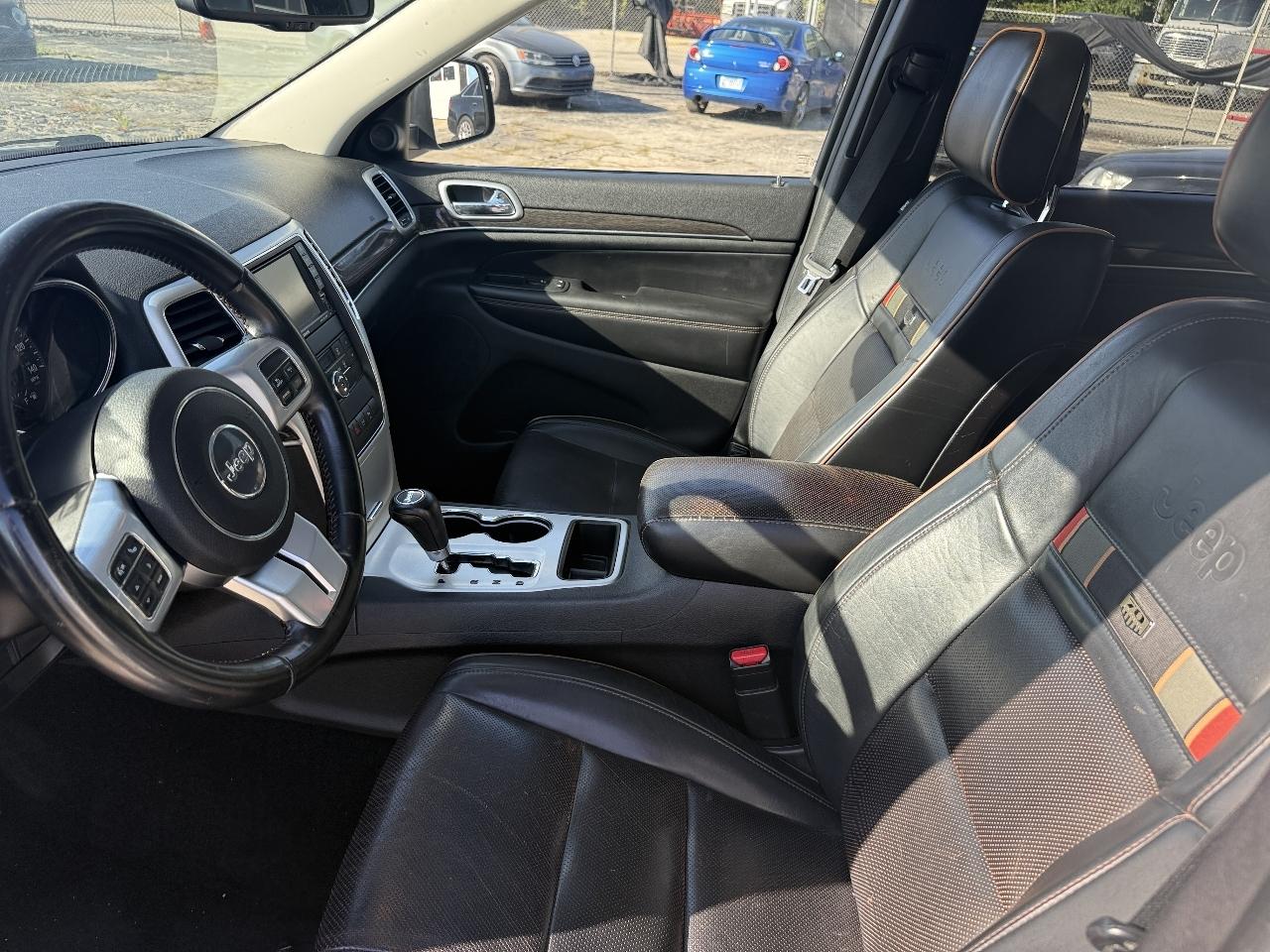 Jeep Grand Cherokee  2011