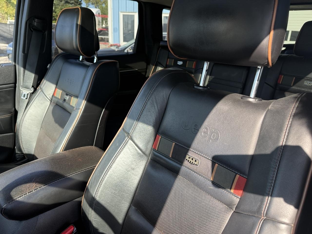 Jeep Grand Cherokee  2011