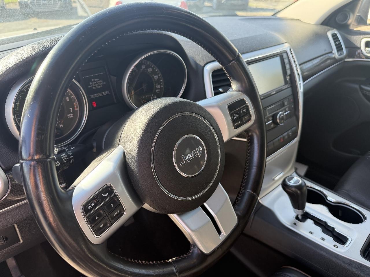 Jeep Grand Cherokee  2011