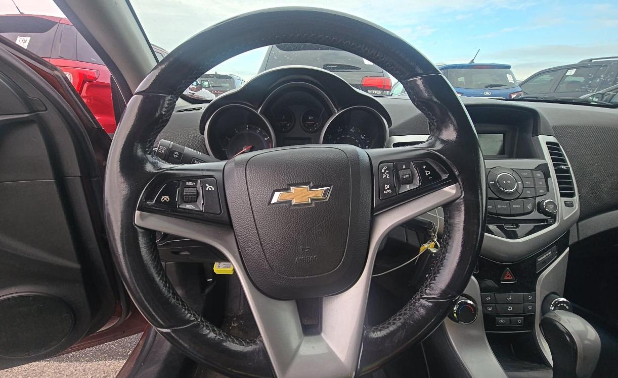 Chevrolet Cruze 1LT 2012