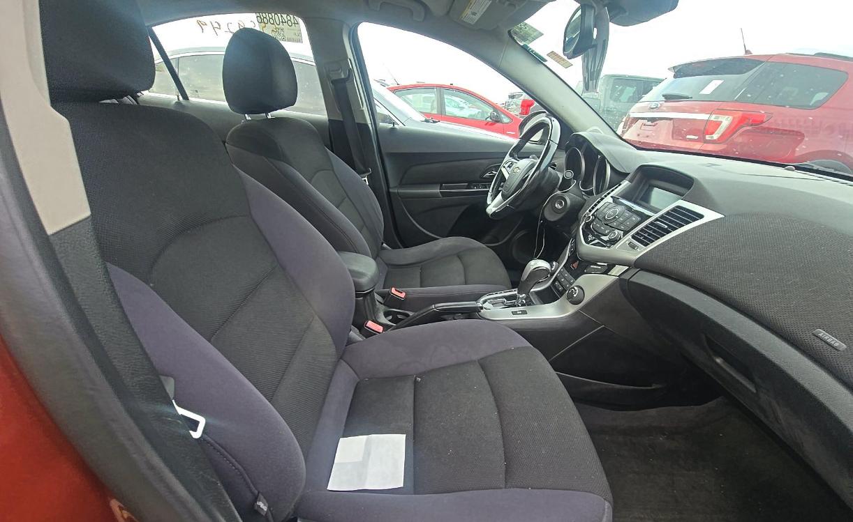Chevrolet Cruze 1LT 2012