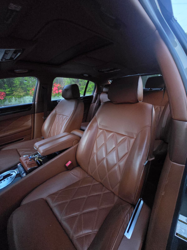 Bentley Continental Flying Spur Sedan 2011 Bentley Continental Flying Spur Sedan 2011