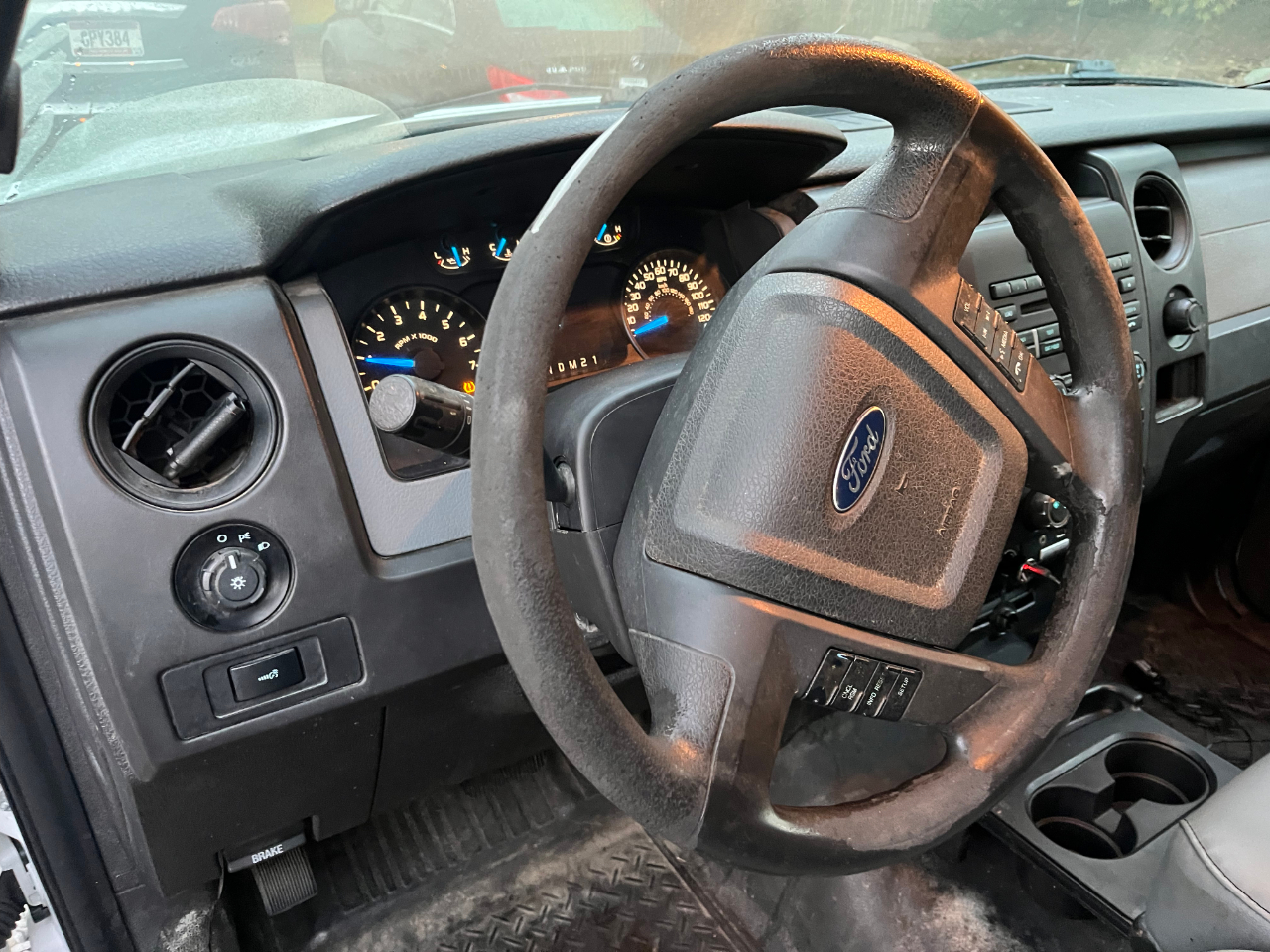 Ford F-150 XL SuperCrew 5.5-ft. Bed 2WD 2014 Ford F-150 XL SuperCrew 5.5-ft. Bed 2WD 2014