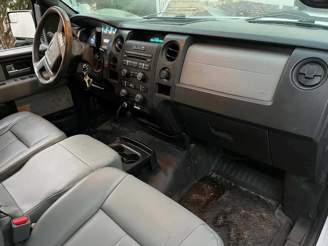 Ford F-150 XL SuperCrew 5.5-ft. Bed 2WD 2014 Ford F-150 XL SuperCrew 5.5-ft. Bed 2WD 2014