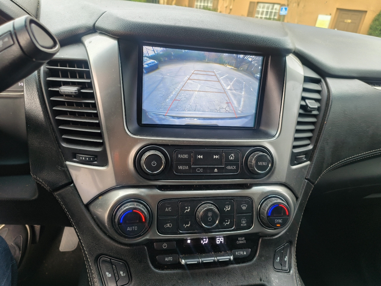 Chevrolet Suburban LT 2WD 2018