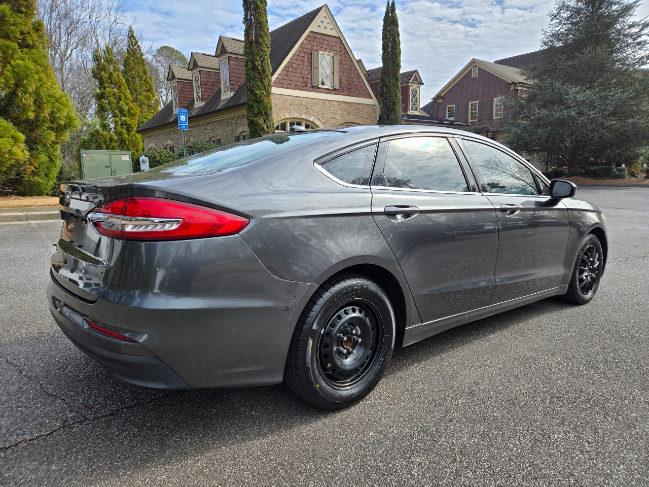 Ford Fusion S 2019