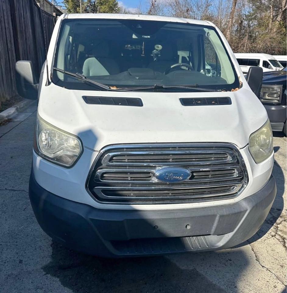 Ford Transit 350 Wagon Low Roof XL w/Sliding Pass. 148-in. WB 2018