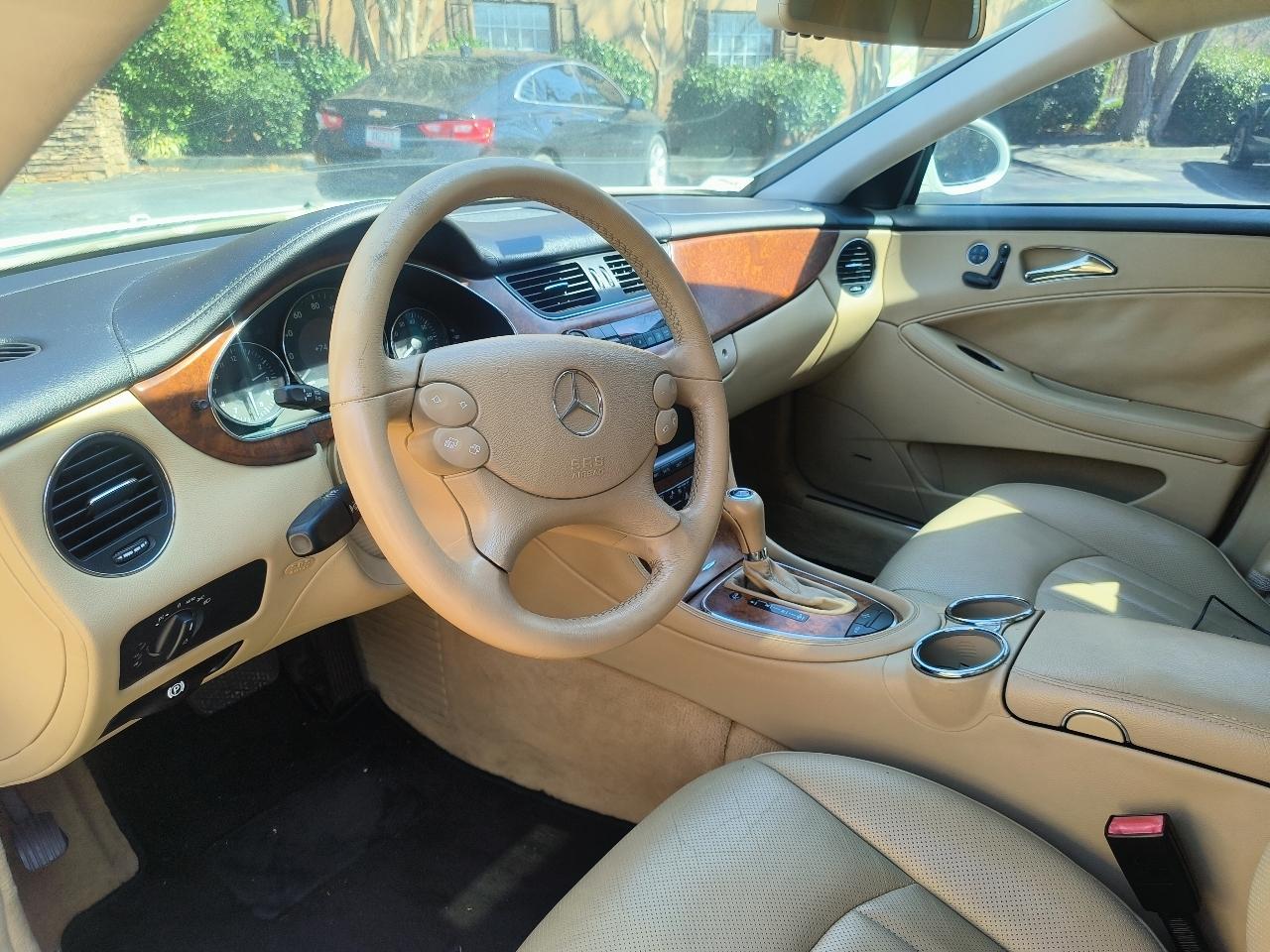 Mercedes-Benz CLS-Class CLS550 4-Door Coupe 2007