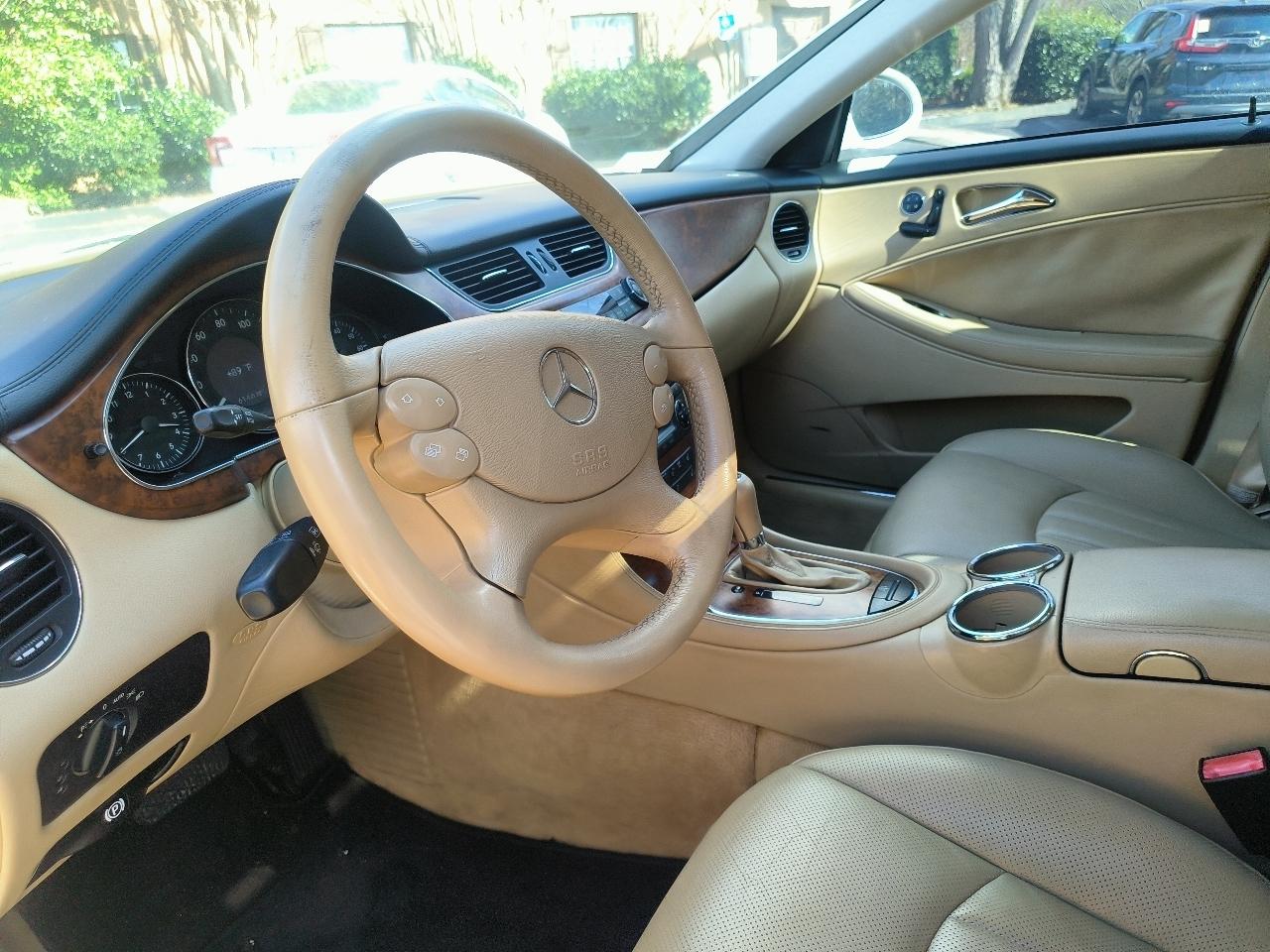 Mercedes-Benz CLS-Class CLS550 4-Door Coupe 2007