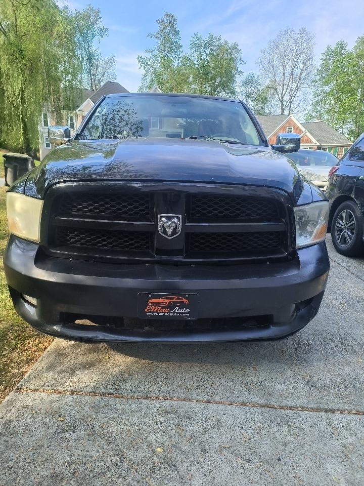 RAM 1500 ST Quad Cab 2WD 2012