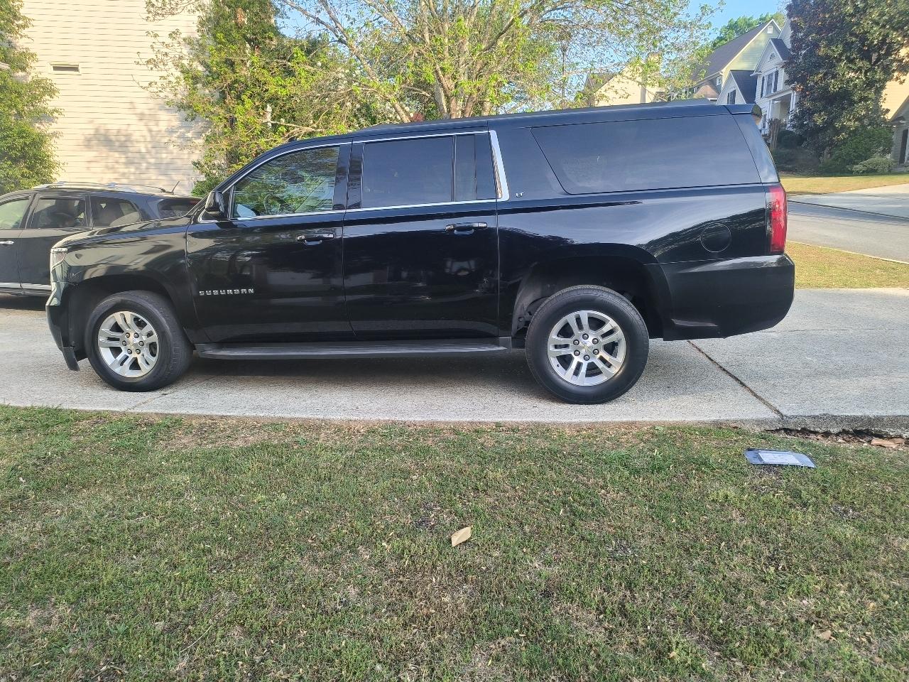Chevrolet Suburban LT 4WD 2018