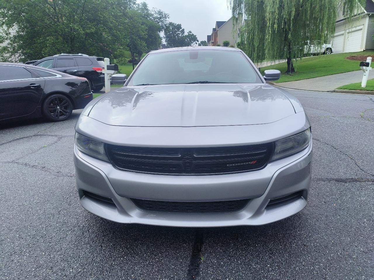 2016 Dodge Charger SXT's photo