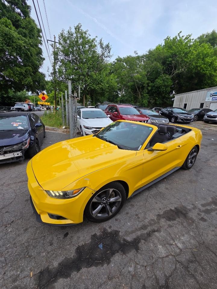Ford Mustang V6 Convertible 2015