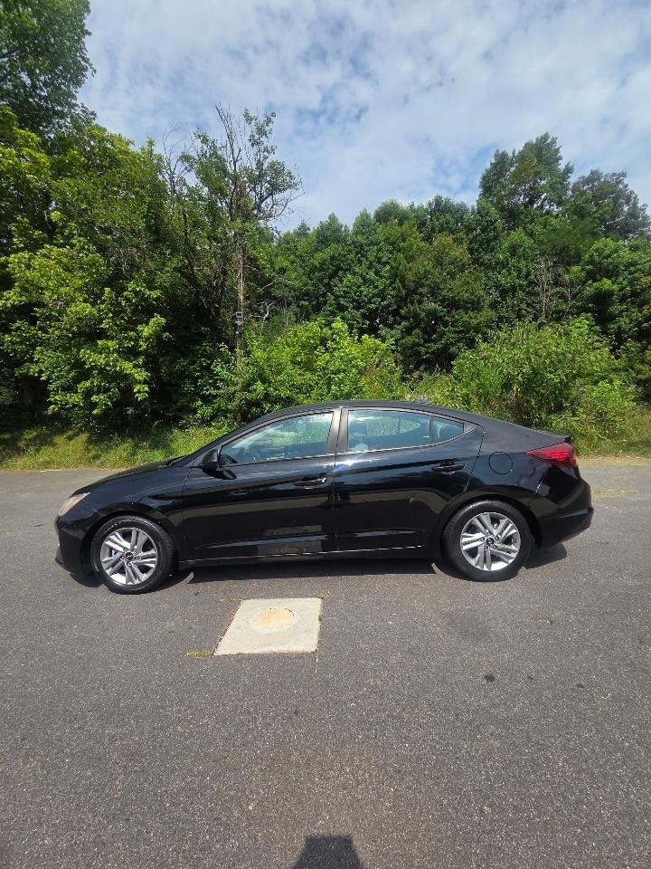 Hyundai Elantra Limited 2019