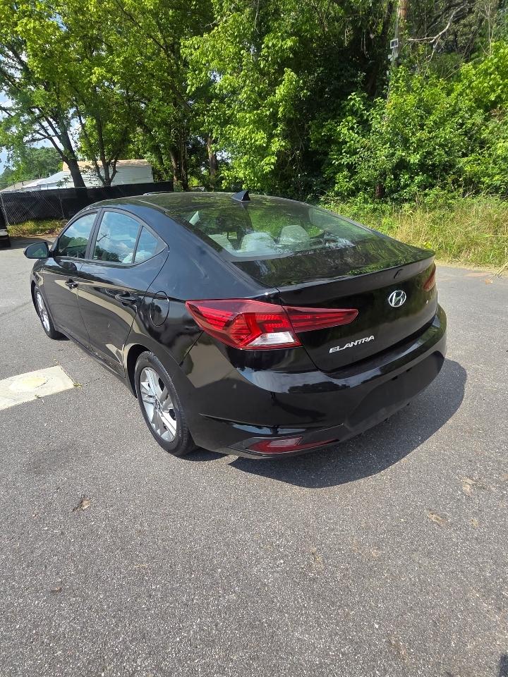 Hyundai Elantra Limited 2019