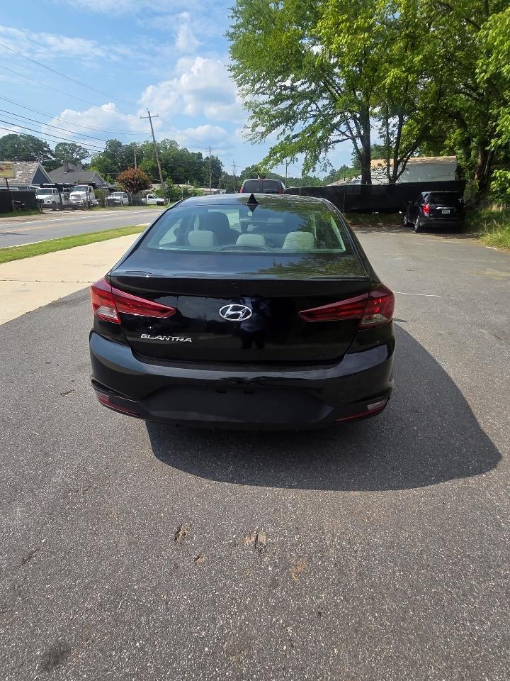 Hyundai Elantra Limited 2019