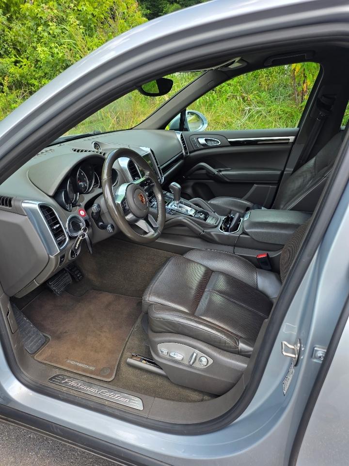 Porsche Cayenne Base 2017