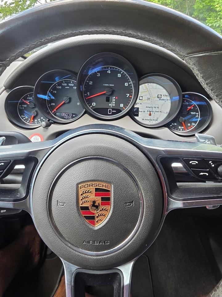 Porsche Cayenne Base 2017