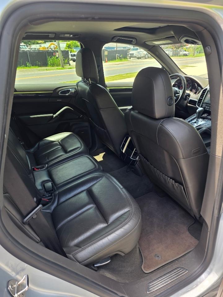 Porsche Cayenne Base 2017