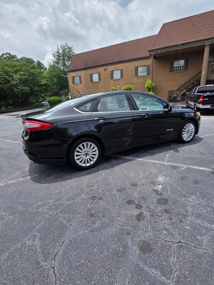 Ford Fusion Hybrid SE 2013