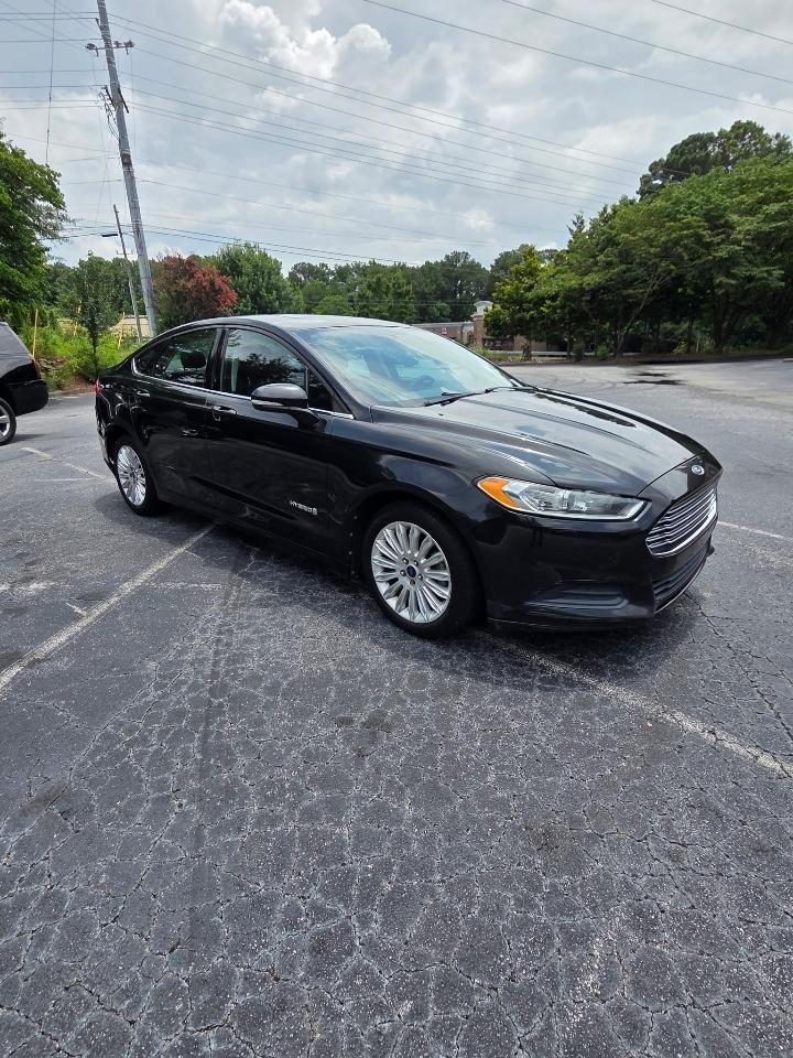 Ford Fusion Hybrid SE 2013