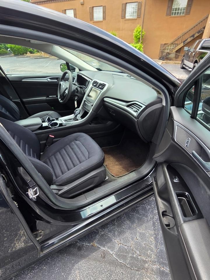 Ford Fusion Hybrid SE 2013