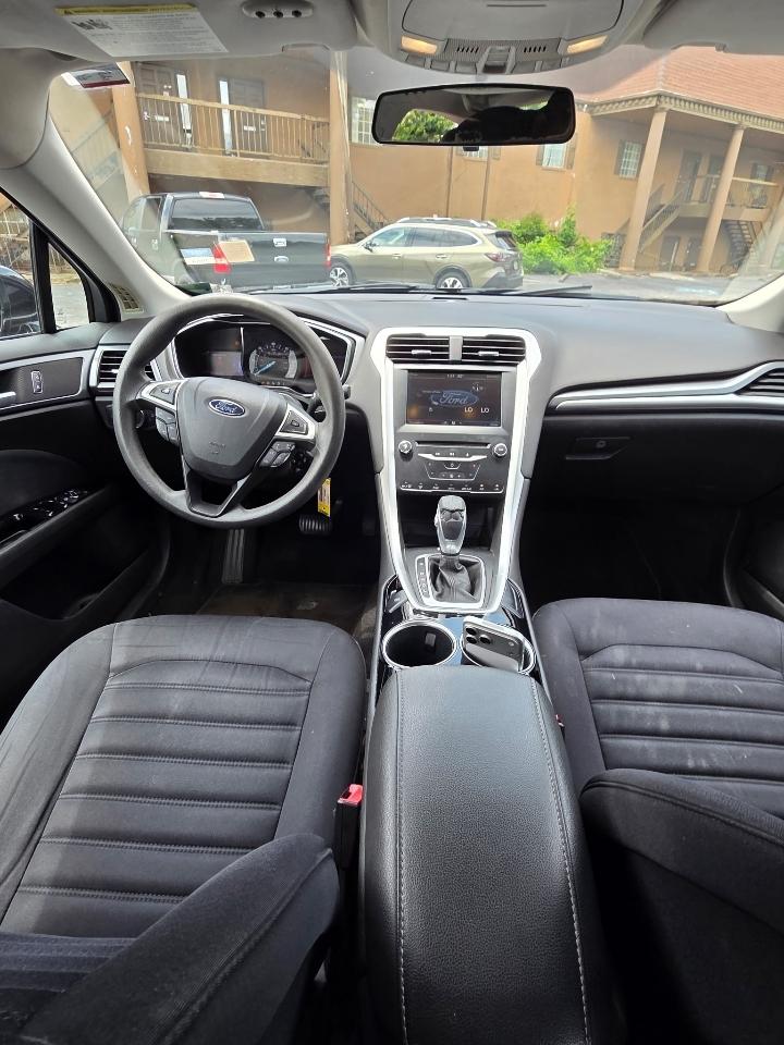 Ford Fusion Hybrid SE 2013