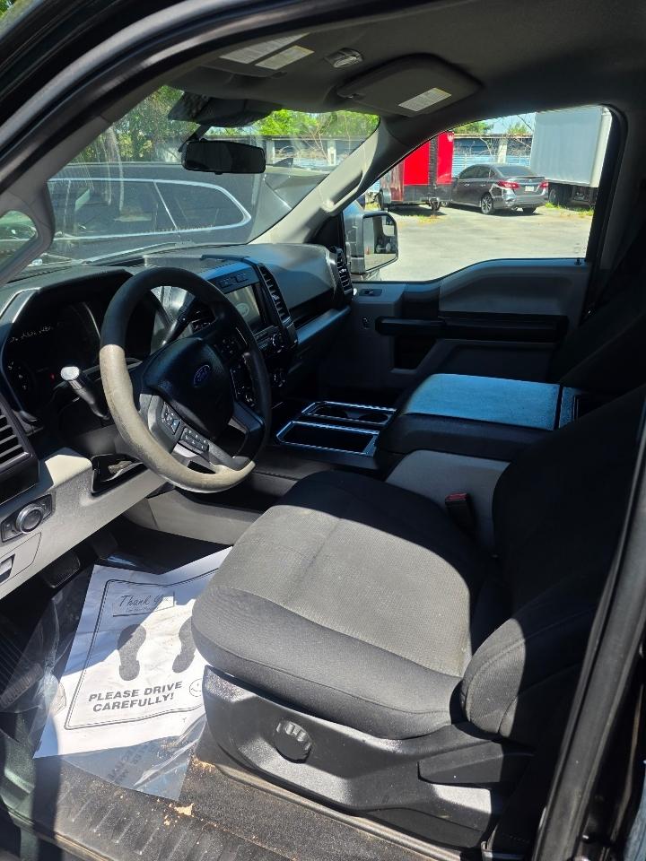 Ford F-150 XL SuperCrew 5.5-ft. Bed 4WD 2019