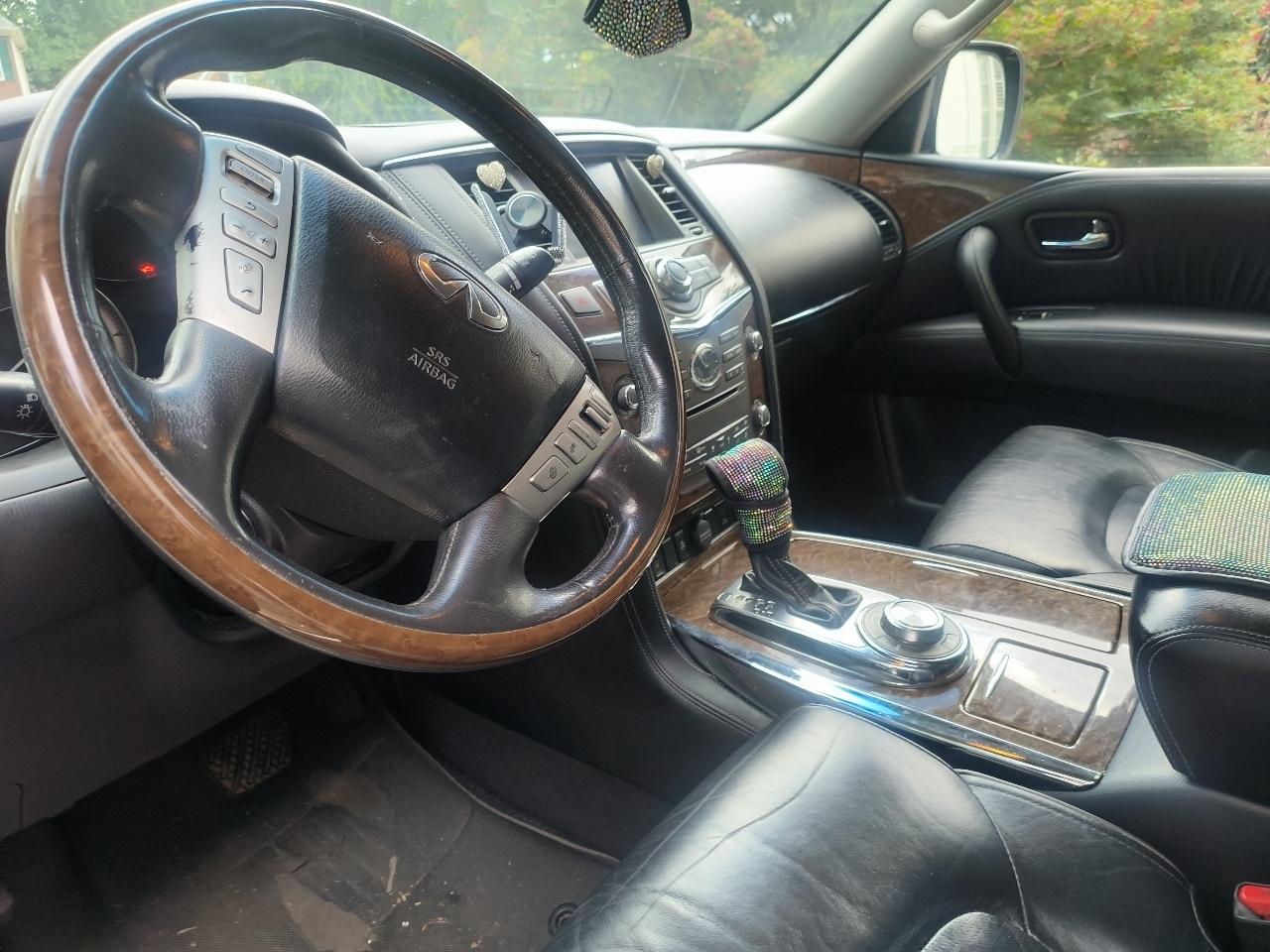 Infiniti QX80 4WD 2015