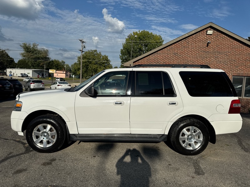 Ford Expedition  2010
