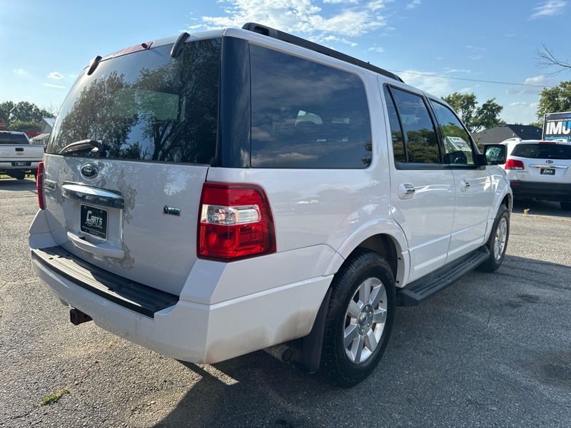 Ford Expedition  2010